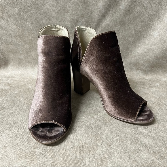 STEVE MADDEN Kaitt Women's Brown Velvet Open Toe Slip-on Booties - US Size 6 - Picture 6 of 8